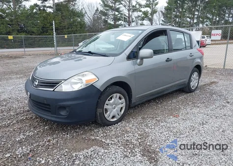 2011 Nissan Versa 1.8S z USA, uszkodzony, nr VIN 3N1BC1CP2BL390431
